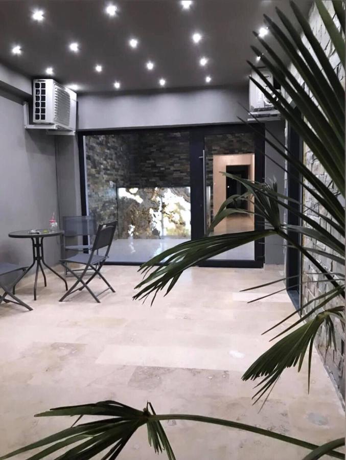 Mav Boutique Villa เอโฟริเอนอร์ด ภายนอก รูปภาพ