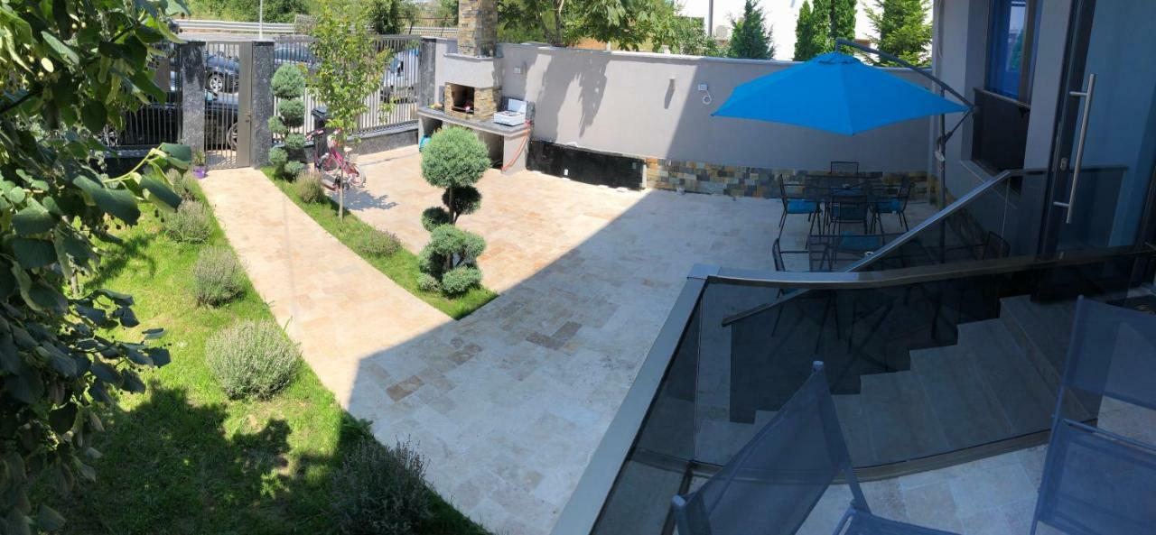 Mav Boutique Villa เอโฟริเอนอร์ด ภายนอก รูปภาพ