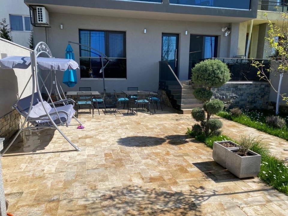 Mav Boutique Villa เอโฟริเอนอร์ด ภายนอก รูปภาพ